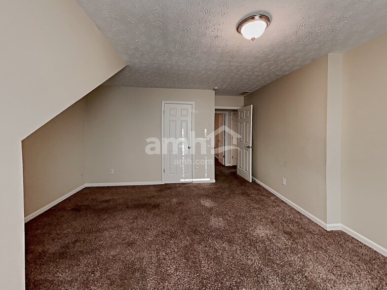 Building Photo - 4224 Virgil Moon Xing