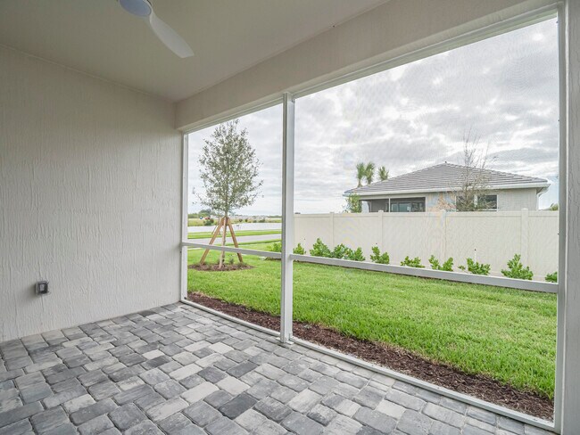 Building Photo - 4487 Nautilus Cir