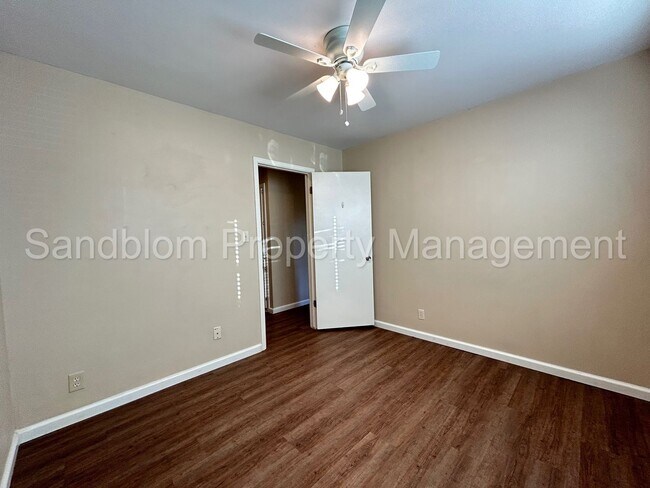Building Photo - For Lease | South Tulsa | $1600 Rent