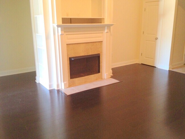 Building Photo - 109 Ledbury Cove