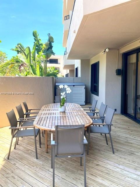 Building Photo - 251 Crandon Blvd