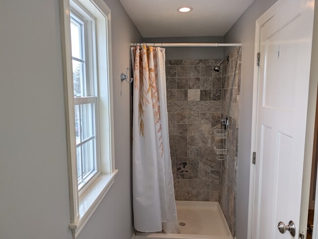 Building Photo - 39 South St