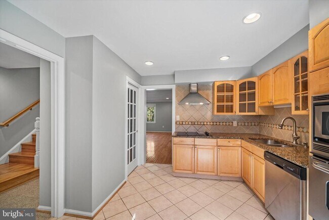 Building Photo - 10276 Arizona Cir