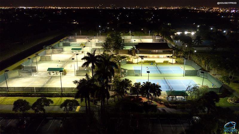 Building Photo - 9937 NW 47th Ter