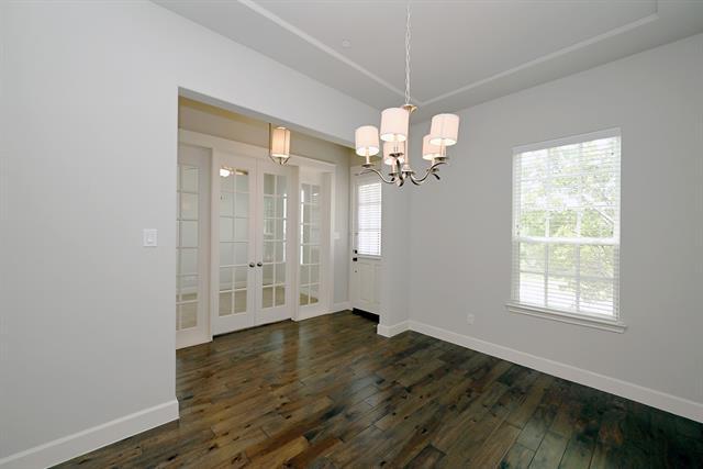 Building Photo - 1021 Water St