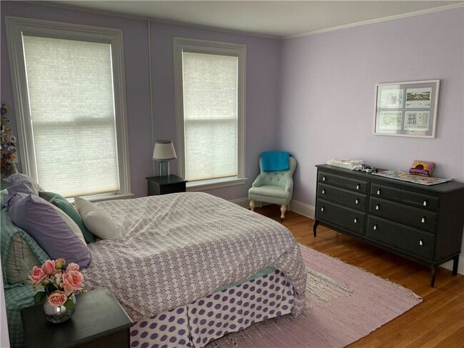 Building Photo - 40 Trumbull St