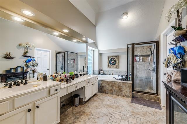 Building Photo - 2608 Garden Ridge Ln