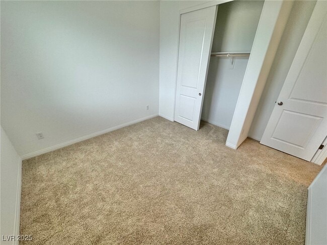 Building Photo - 9897 Angel Valley Dr