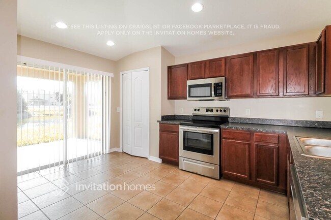 Building Photo - 15656 Greyrock Dr