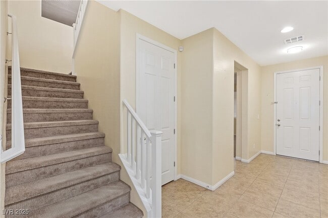 Building Photo - 11435 Castor St