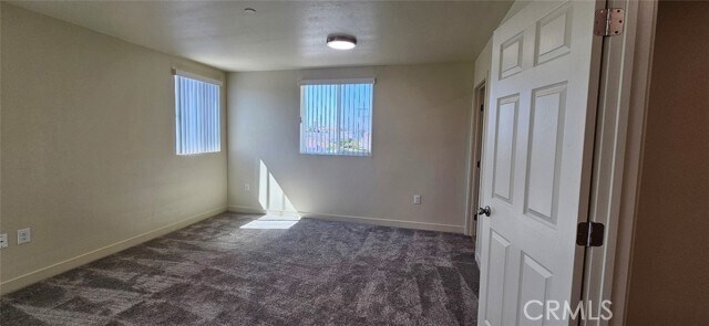 Building Photo - 3839 Woodlawn Ave