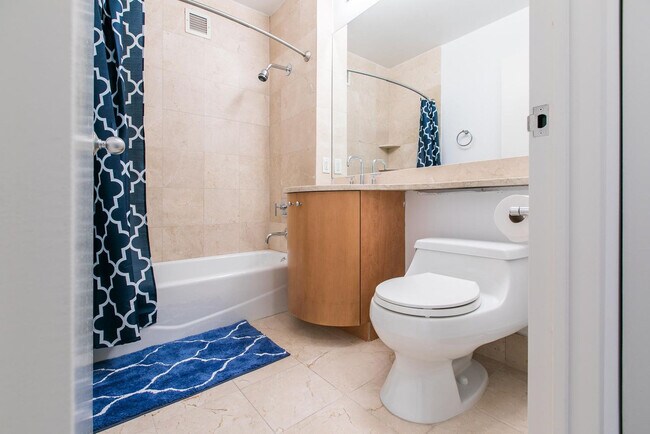 Building Photo - 7 E 91st St