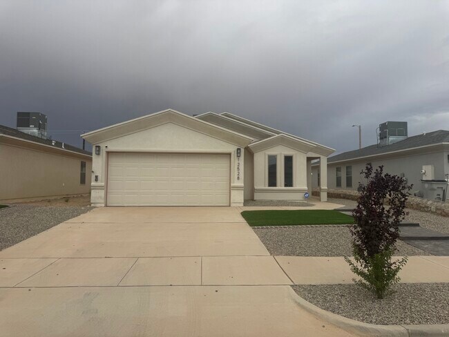 Building Photo - 12528 Polo Norte Dr
