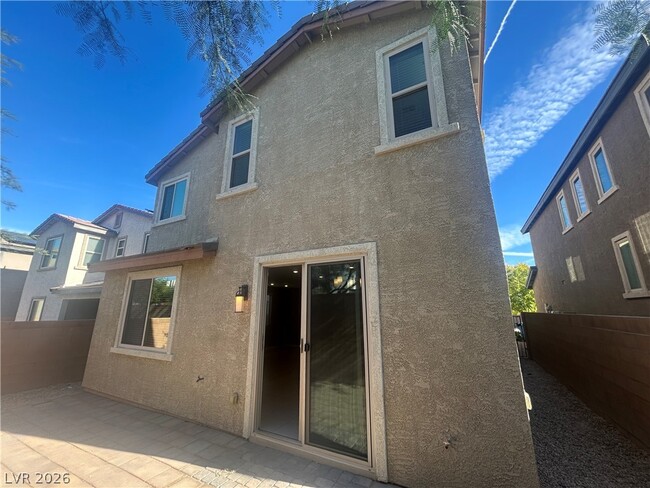 Building Photo - 917 Bluebell Brook St