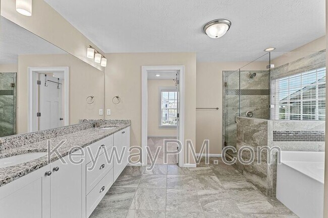 Building Photo - 582 Bunchgrass St