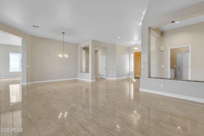Building Photo - 16335 N 108th Pl