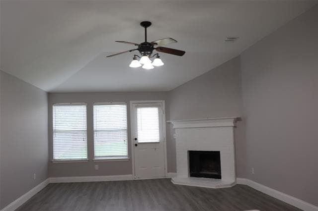 Building Photo - 1425 Knottingham Dr