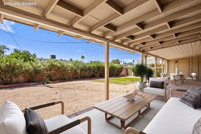 Building Photo - 8323 E Montecito Ave