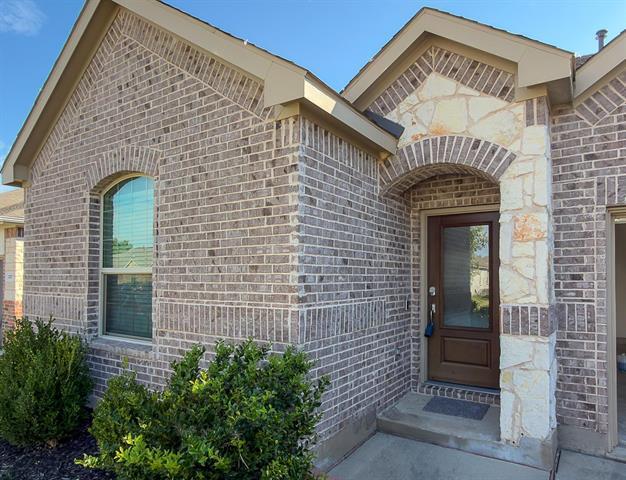 Building Photo - 309 Hackberry St