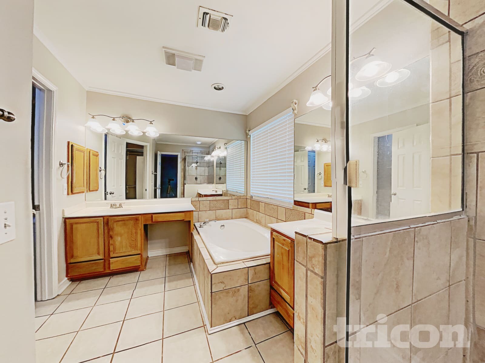 Building Photo - 1220 Idlewood