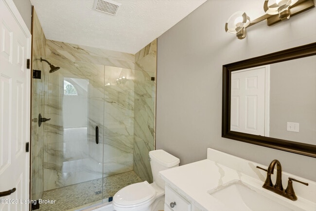 Building Photo - 7013 Brook Bend Way