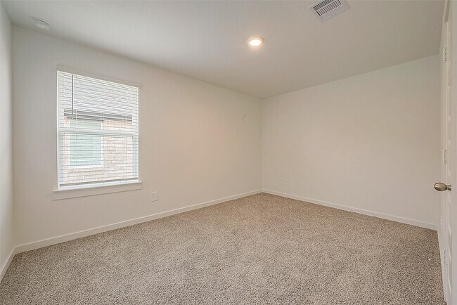 Building Photo - 4210 Harvest Creek Cr