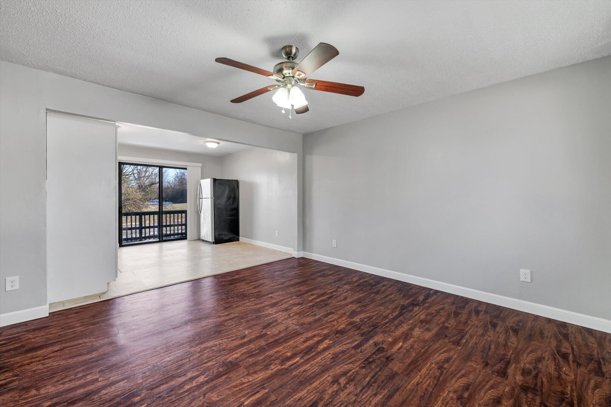 Building Photo - 11 Carriage Lane