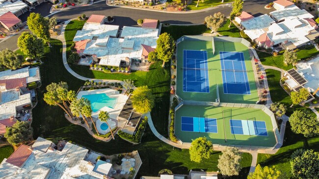 Building Photo - 48980 Wildwood Ln