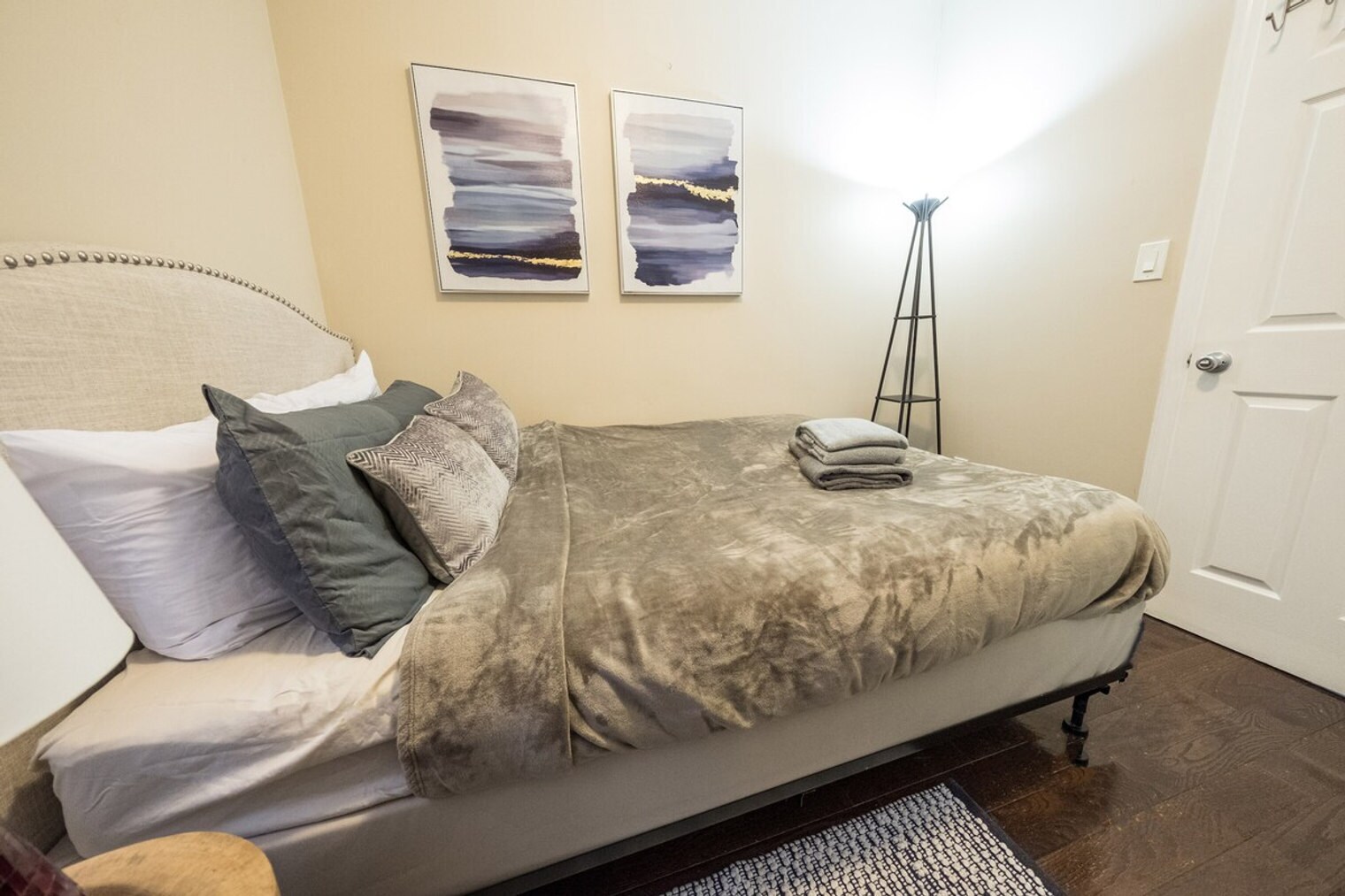 Building Photo - 5 W 101st St