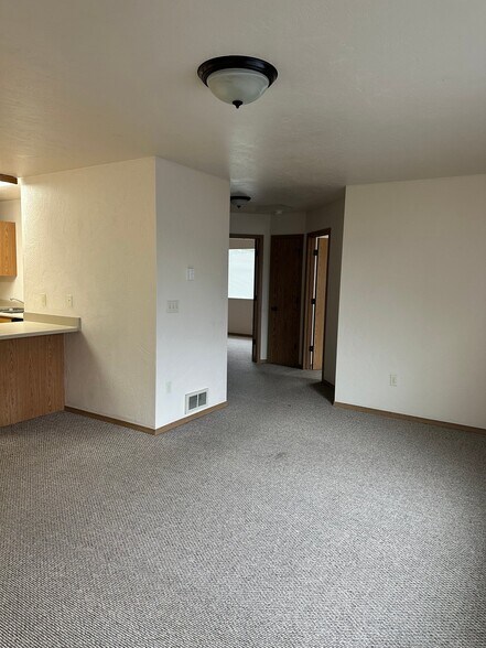 Building Photo - 37 Appleway Dr