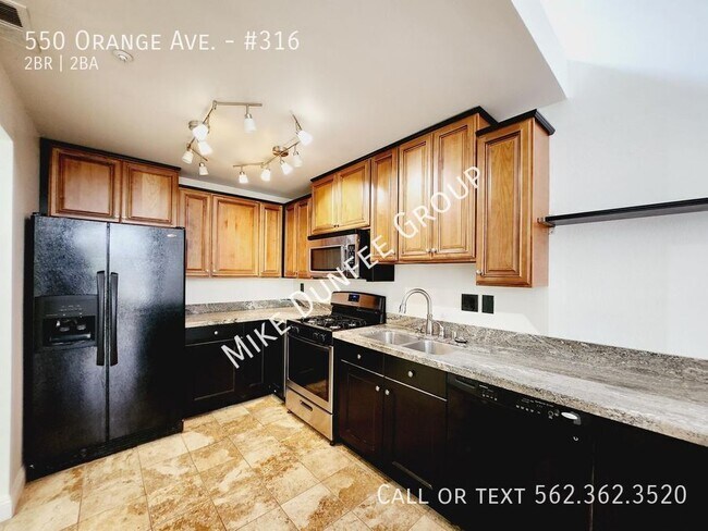 Building Photo - 550 Orange Ave