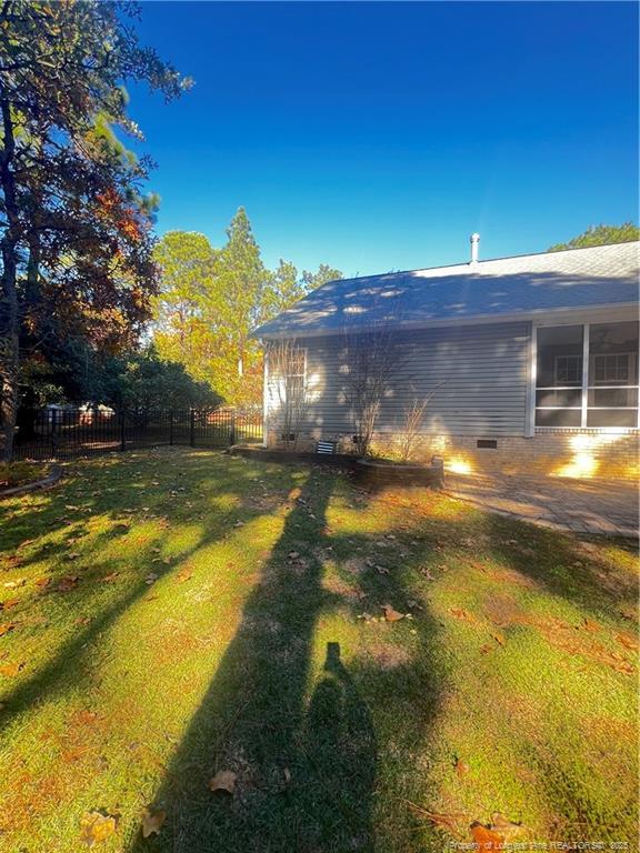 Building Photo - 208 Wood Run