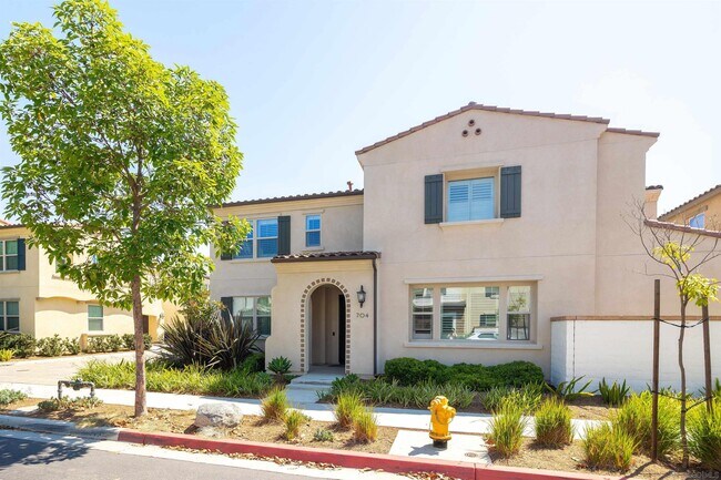 Building Photo - 704 Merit Dr