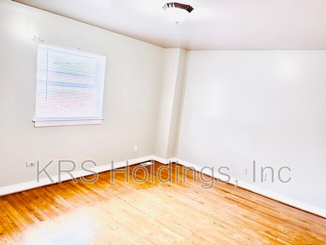 Building Photo - 5228 Goolsby Ct