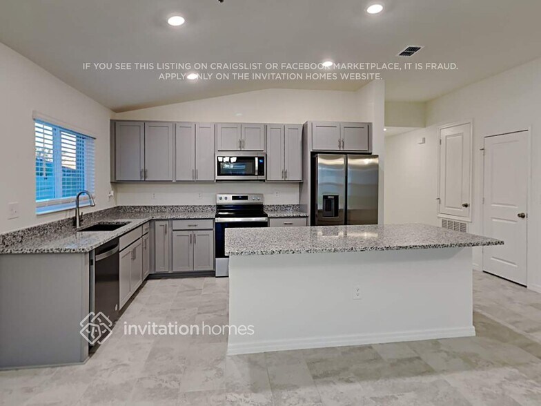 Building Photo - 7174 Cruz Ct