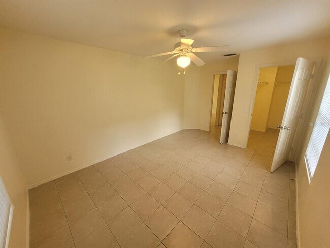 Building Photo - 36101 Deer Creek Dr