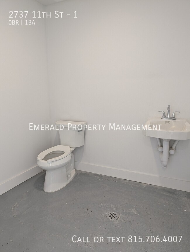 Building Photo - 2737 11th St