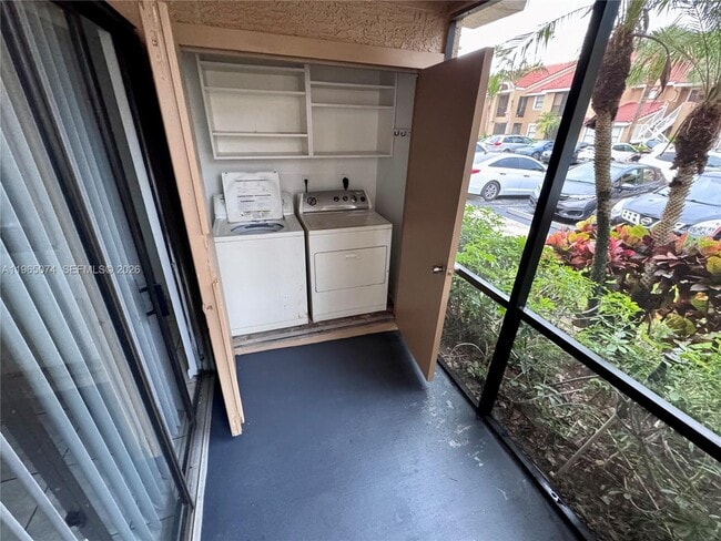 Building Photo - 15560 SW 104th Terrace