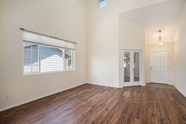 Building Photo - 11884 Swansea Dr