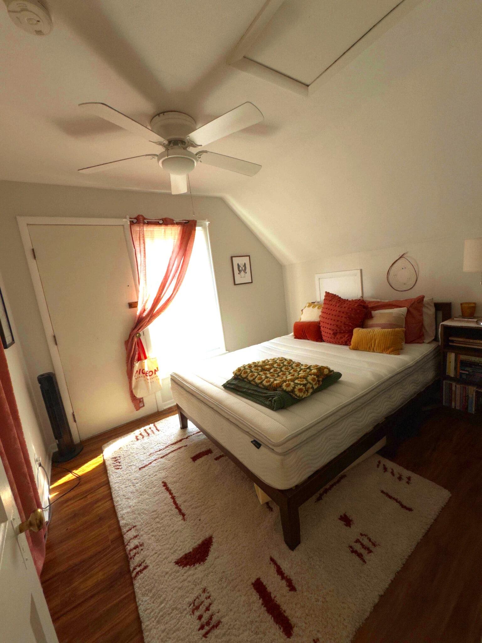 Building Photo - 2214 Winnebago St