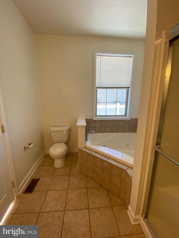 Building Photo - 21 Birch Dr