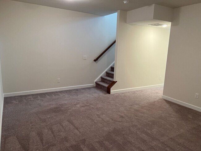 Building Photo - Clifton Community Town Home- Christiansburg