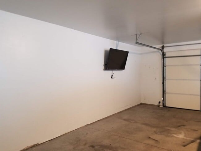 Building Photo - 5412 Hacker Cir