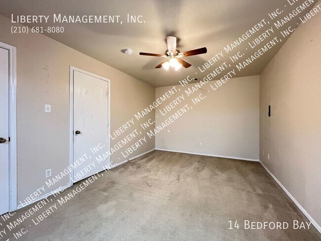 Building Photo - 4 bedroom with a Study