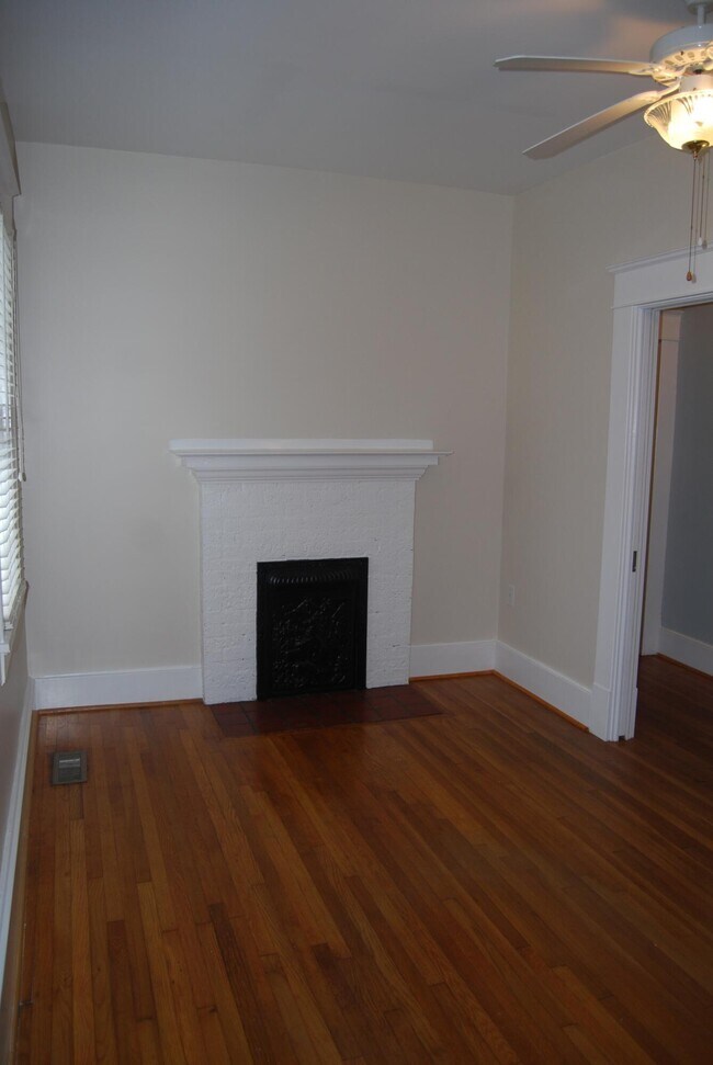 Building Photo - 2809 Lombardy Ct