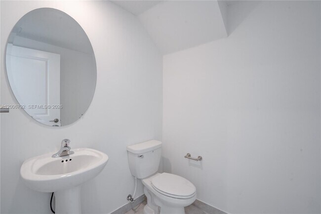 Building Photo - 23517 SW 129th Ave