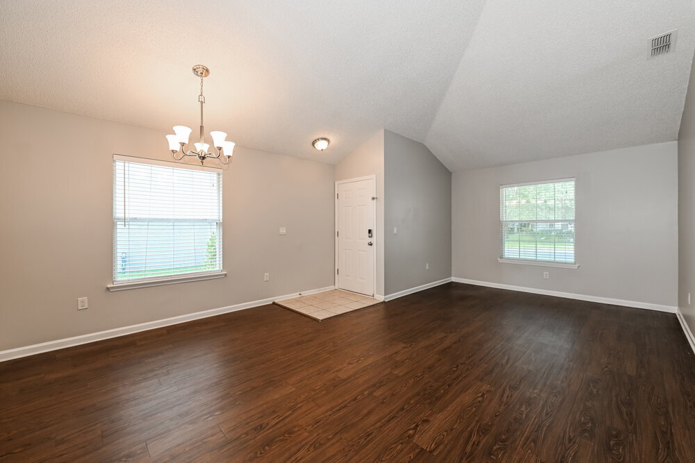 Building Photo - 699 Bellshire Dr