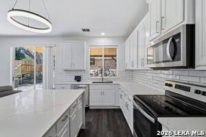 Building Photo - 52 Greens Shade