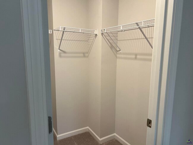 Building Photo - 108 W River Cane Run