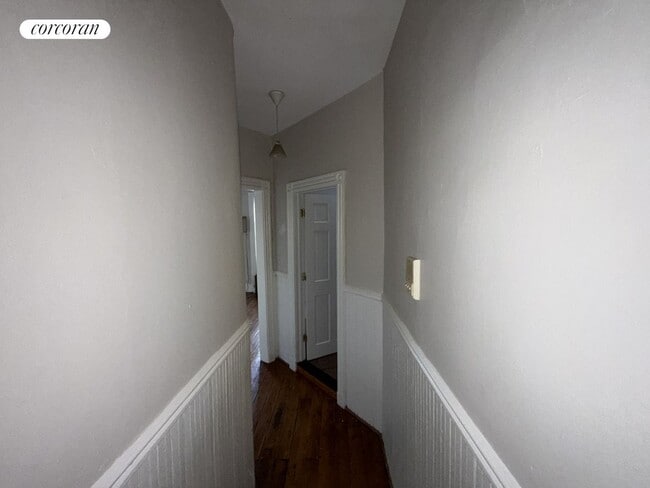 Building Photo - 715 Sackett St